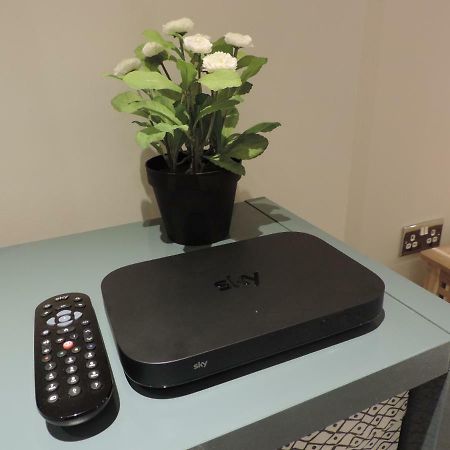 3 Bed Farnborough Air Accommodation Esterno foto