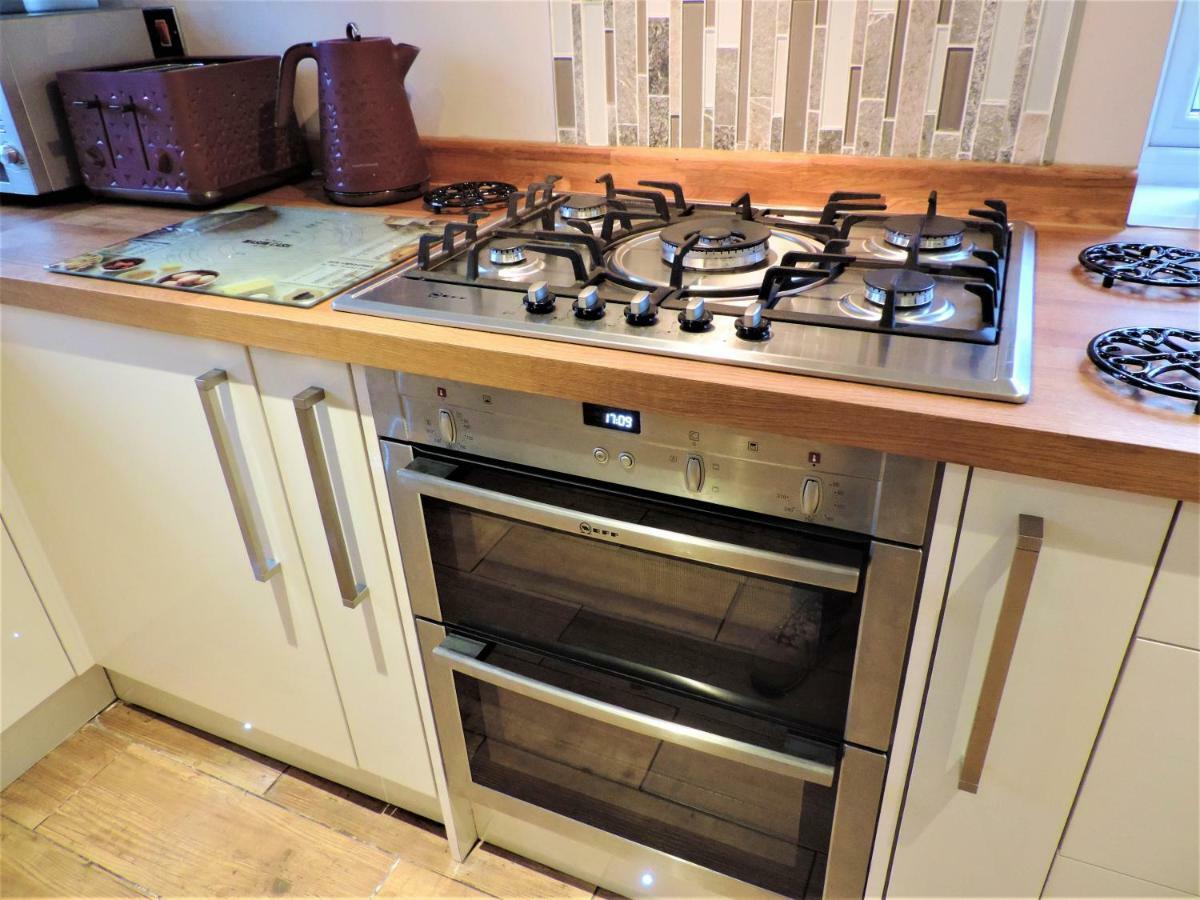 3 Bed Farnborough Air Accommodation Esterno foto